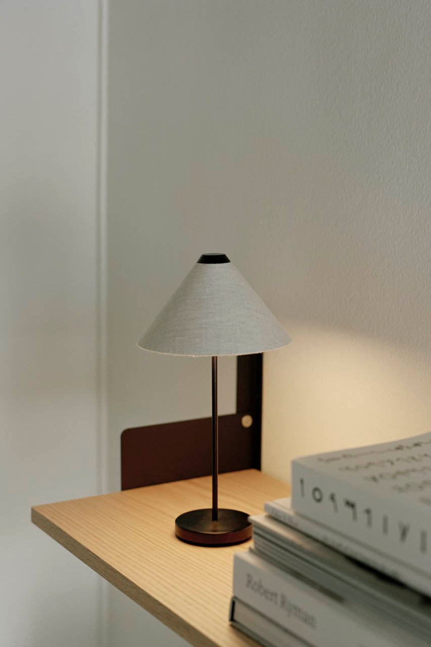 Brolly portable lamp